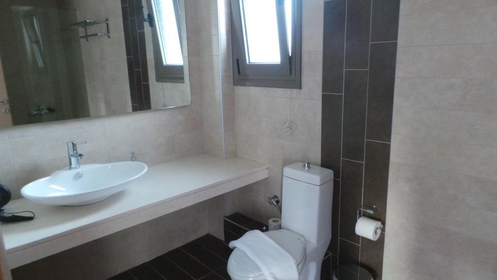Niovi Boutique Apartments アフィトス 部屋 写真