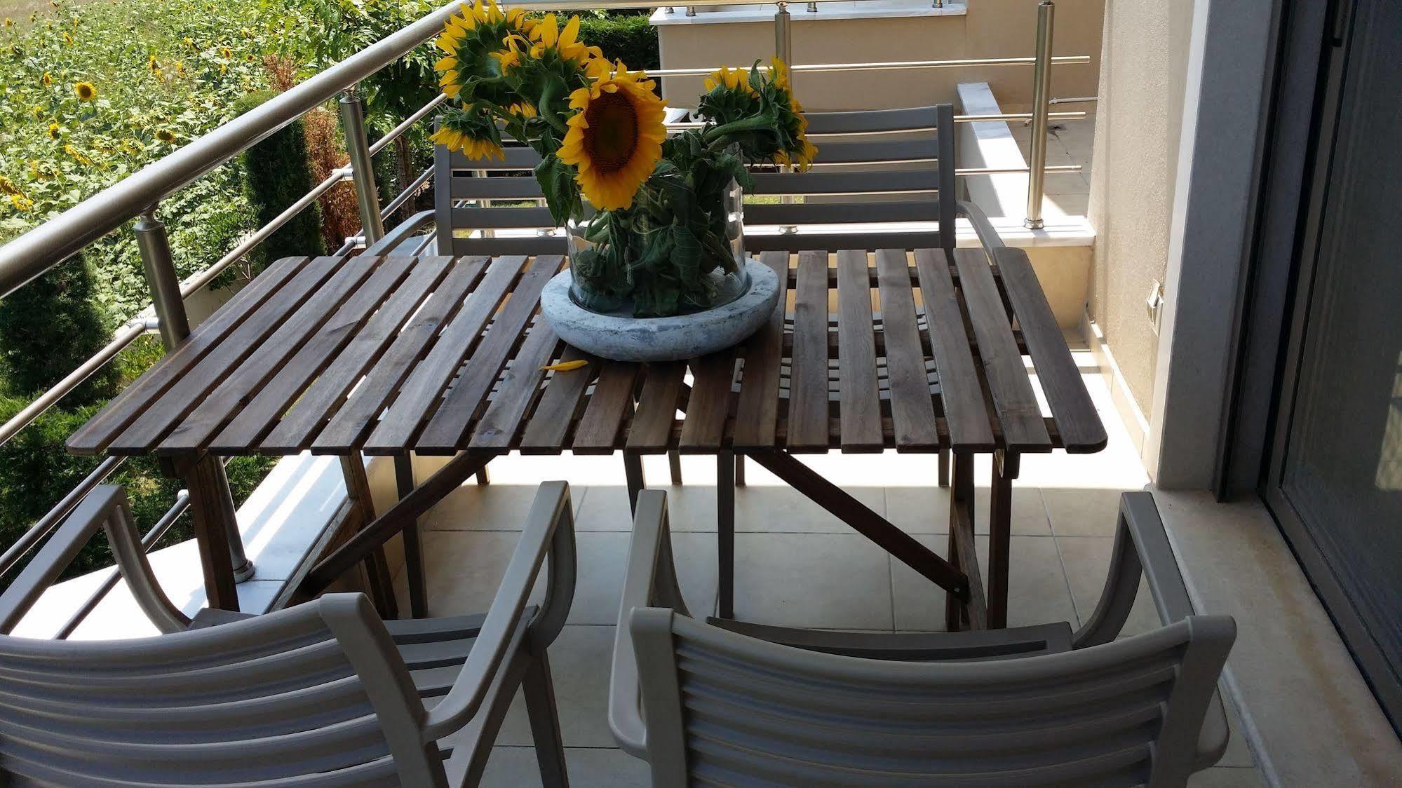 Niovi Boutique Apartments アフィトス エクステリア 写真
