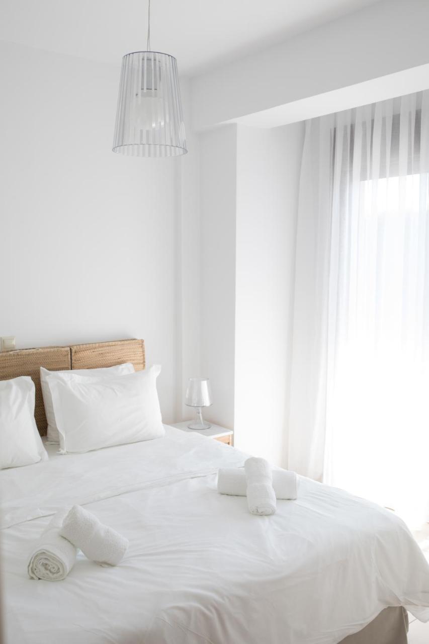 Niovi Boutique Apartments アフィトス エクステリア 写真