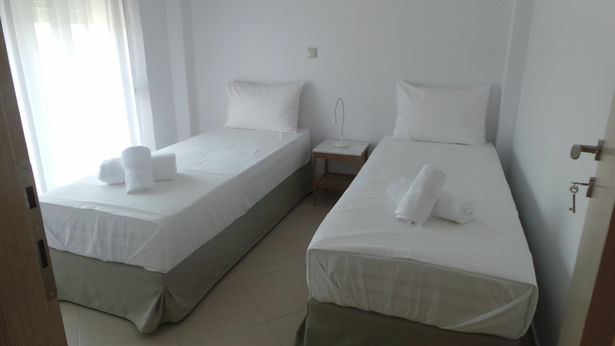 Niovi Boutique Apartments アフィトス エクステリア 写真
